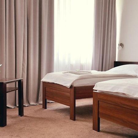 Hotel Merkur - Jablonec Nad Nisou Eksteriør bilde