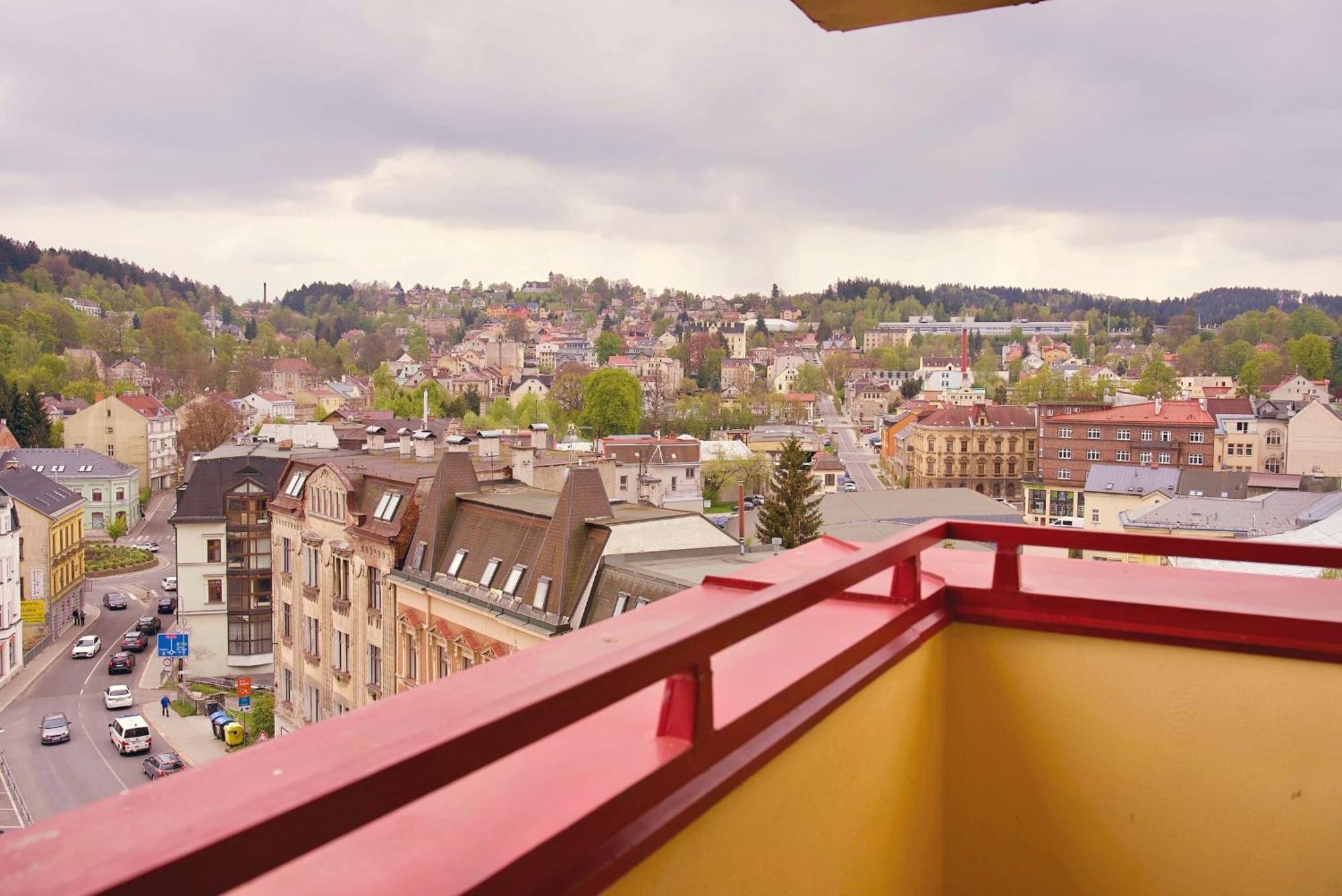 Hotel Merkur - Jablonec Nad Nisou Eksteriør bilde