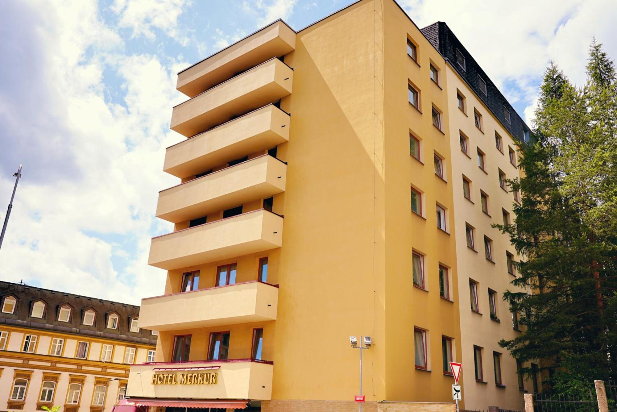Hotel Merkur - Jablonec Nad Nisou Eksteriør bilde
