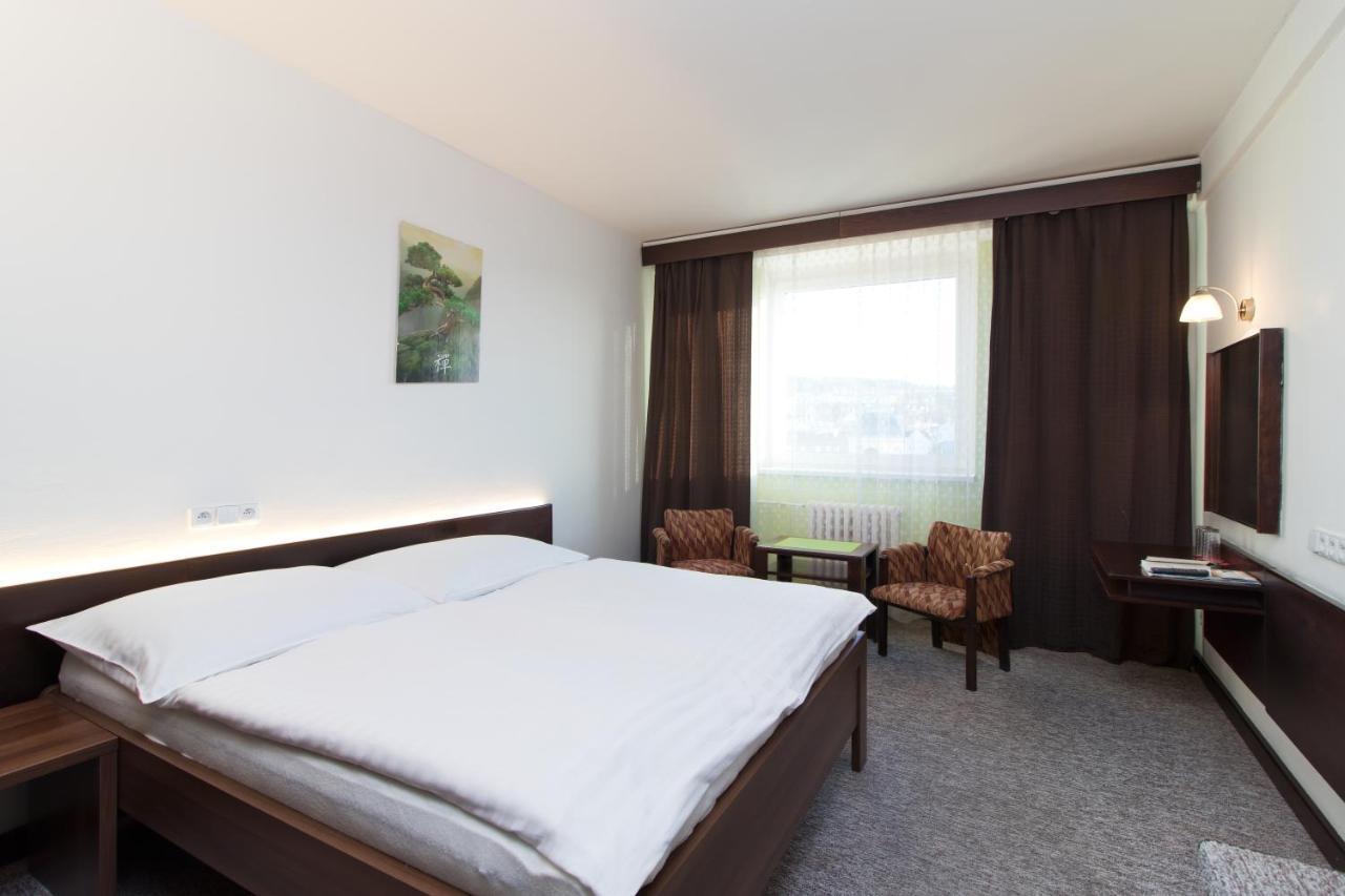 Hotel Merkur - Jablonec Nad Nisou Eksteriør bilde